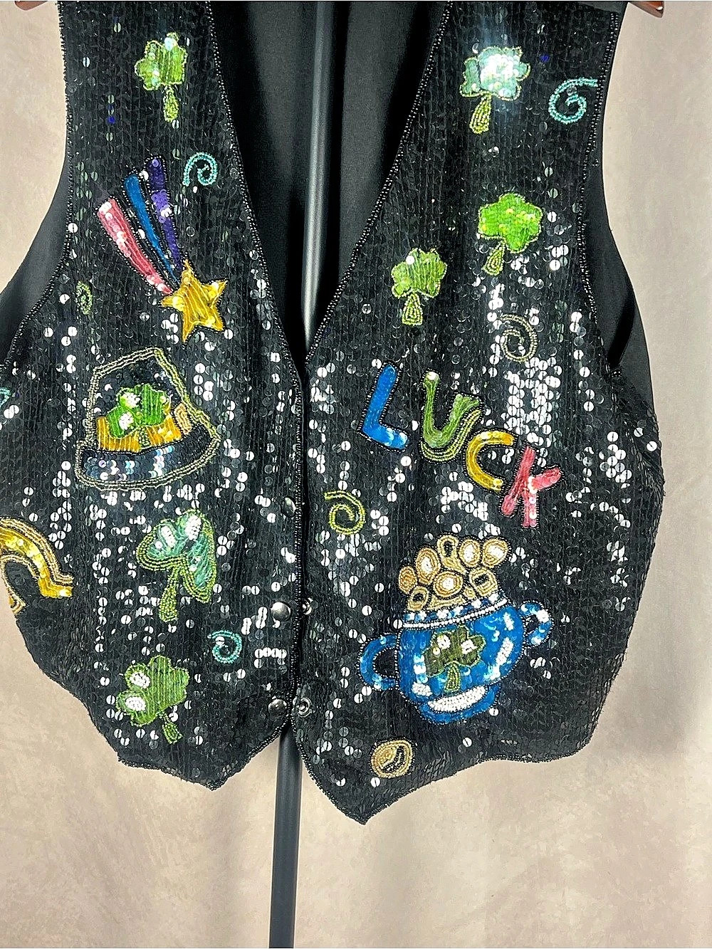 Quacker Factory 1X Lucky Sequin Vest St Patrick’s Day Casino Shamrock Vintage - Picture 3 of 9